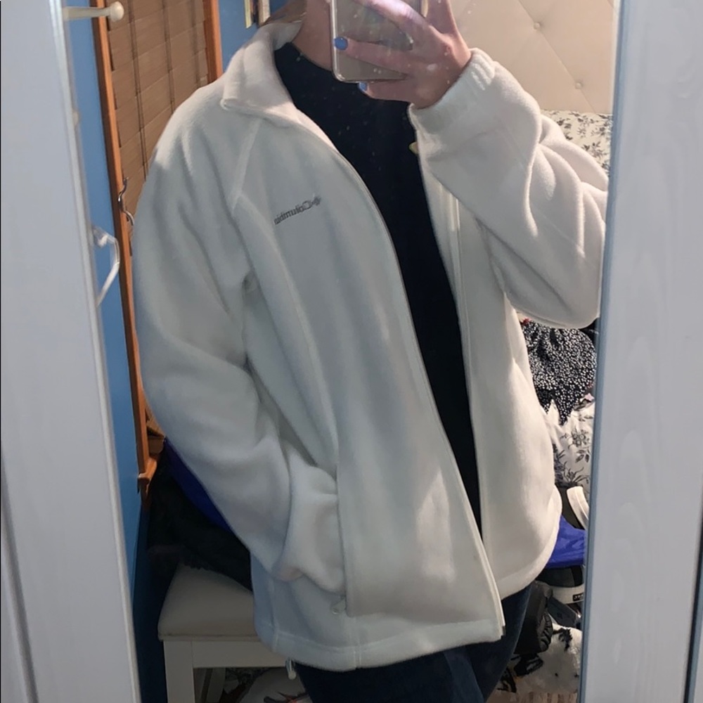 White zip up jacket